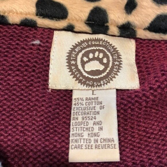 Vintage Boyd's Burgundy Button Front Sweater Bear Appliques Leopard Print Collar - Picture 7 of 8